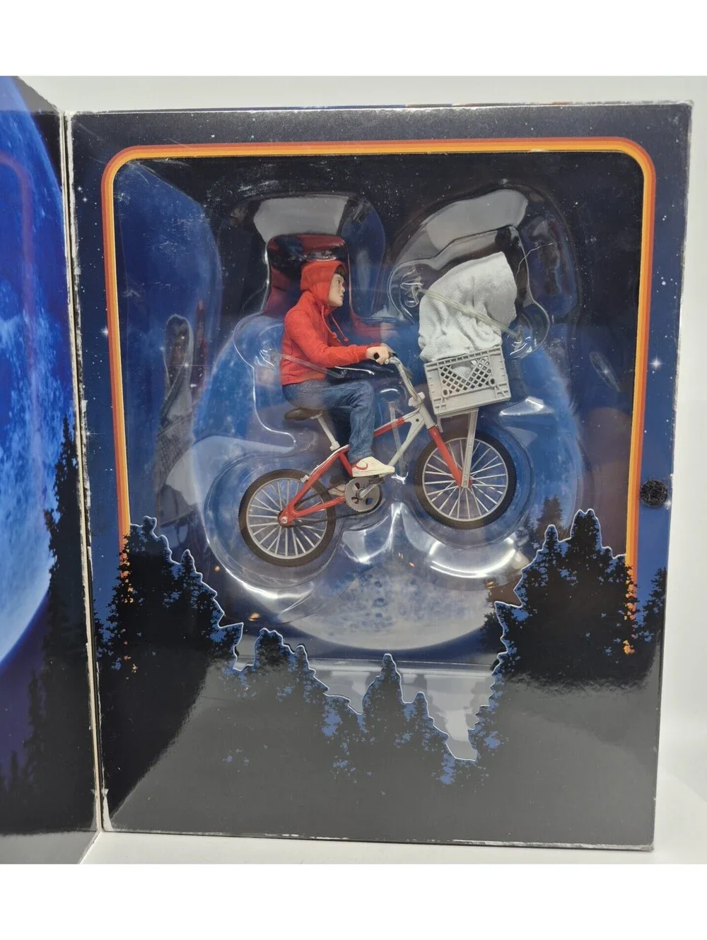 NECA E.T The Extra-Terrestrial 40th Anniversary Elliott and E.T. On Bicycle NEW